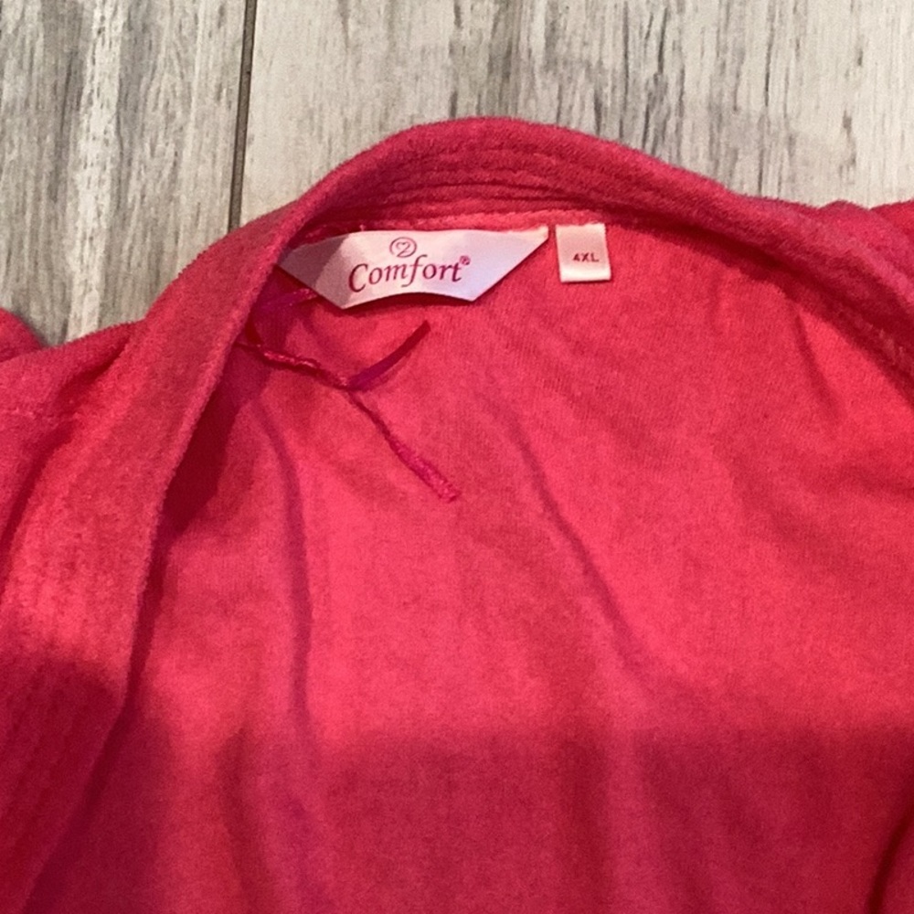 Women's Pink Robe - Picture 3 of 4